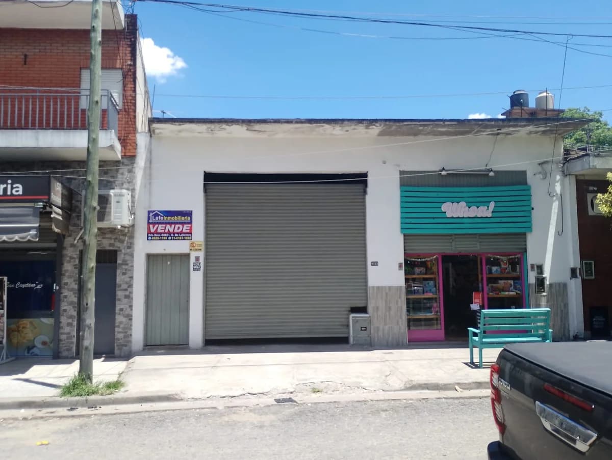 LOCAL COMERCIAL Y DEPARTAMENTO